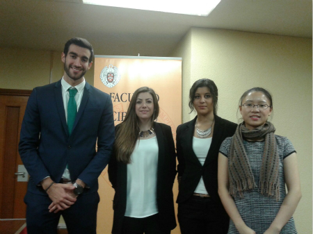 Grupo ¨Roommatch¨. Gentile Mary Rose, Pérez Regadera Pérez María, Zhang yaoWenjing, Manzano Ruiz Sergio